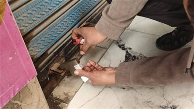غلق وتشميع 35 محلًا تجاريًا دون ترخيص خلال حملة موسعة بالمحمودية بالبحيرة