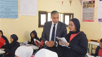 خلال تفقده مدارس بالدقي.. وكيل تعليم الجيزة يشدد على عدم التهاون في متابعة غياب الطلاب