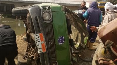إصابة 9 أشخاص في حادث انقلاب سيارة ميكروباص بكفر الشيخ