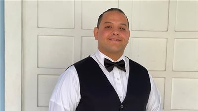 بيضربني ويذلني.. شاب يستغيث من اعتداء والده عليه: نفسي حد يلحقني