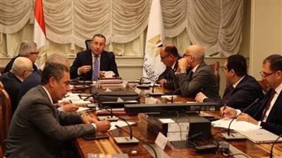 من التجارة والآداب إلى التكنولوجيا.. تحليل وضع خريجي الكليات النظرية بالجامعات المصرية