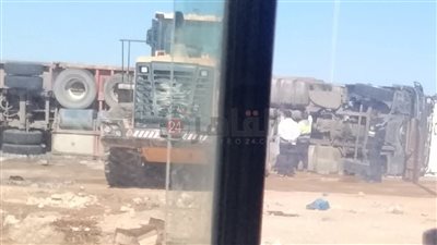 انقلاب سيارة مياه بمرسى مطروح.. ونقل المصابين للمستشفى