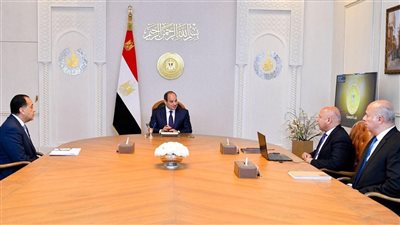السيسي يتابع مع وزير النقل أعمال صيانة وتوسعة كوبري 6 أكتوبر لاستيعاب الكثافات المرورية
