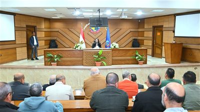 محافظ البحيرة: مهلة أسبوع لحصر معدات النظافة بكل مركز وصيانة عاجلة للأعطال