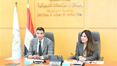وزيرا الإسكان والصناعة يبحثان سبل التعاون في ملف تطوير المناطق الصناعية