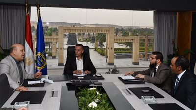 محافظ أسوان: تنفيذ حزمة إجراءات حاسمة لضبط آلية توزيع أسطوانات البوتاجاز وزيادة المعروض