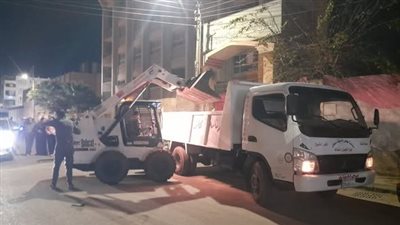قبل ساعات من صلاة العيد.. حملات مكثفة للنظافة بمدينة دسوق في كفر الشيخ 