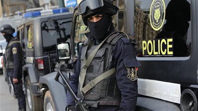 القبض على شاب أنهى حياة والدته و5 من أشقائه بالإسكندرية