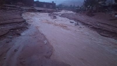 جنوب سيناء تحت المطر الغزير.. وزير الري يراقب جهود حماية سانت كاترين على مدار الساعة | صور 