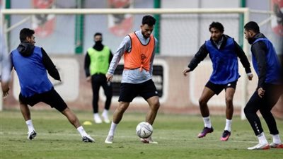 الأهلي يواصل تدريباته استعدادًا لمواجهة الزمالك بالنهائي الإفريقي
