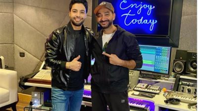 نادر حمدي يشوق جمهوره لعمل فني جديد مع أحمد جمال (صورة)