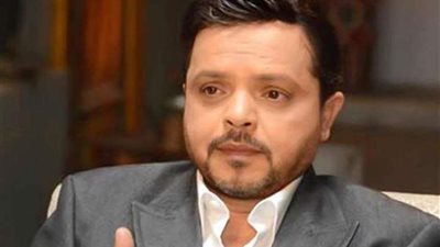 محمد هنيدي ينعى “مارادونا”: “واحد من اللي حببونا في الكرة” (تدوينة)