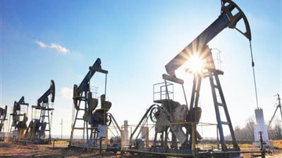 أسعار النفط تنخفض 1.2% خلال جلسة اليوم.. وبرنت يسجل 47.94 دولار للبرميل