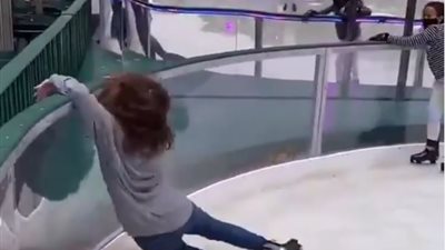 اصطدام رأس ابنة أصالة بحائط أثناء تزلجها على الجليد (فيديو)