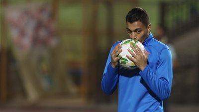 مهاجم بايرن ميونيخ يدعم مصطفى محمد قبل نهائي دوري أبطال إفريقيا