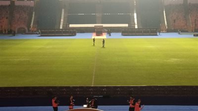 ظهور كأس دوري أبطال إفريقيا في ستاد القاهرة (صور وفيديو)