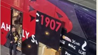 الأهلي يصل ستاد القاهرة استعدادًا لمواجهة الزمالك بنهائي دوري أبطال إفريقيا (صور)