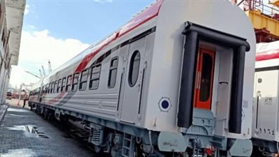 وزير النقل يعلن وصول دفعة جديدة من العربات الروسية لميناء الإسكندرية