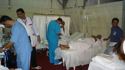 إصابة ربة منزل وأطفالها الثلاثة بتسمم غذائي في سوهاج