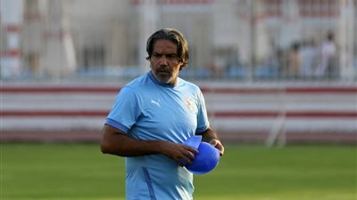 مدحت عبد الهادي يظهر في تدريبات الزمالك بعد تعافيه من كورونا