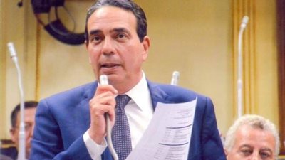 زيادات مقترحة على مصروفات المدارس ورخص السيارات لصالح صندوق الطوارئ (فيديو)