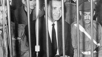 بعد رحيله.. 10 معلومات عن شمس بدران وزير الحربية في عهد “عبد الناصر”