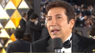 هاني رمزي عن حصد منى زكي جائزة فاتن حمامة للتميز بـ القاهرة السينمائي تكريم لينا كلنا