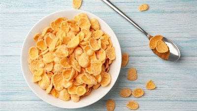 4 أطعمة تضر بصحتك دون أن تشعر على رأسهم الكورن فليكس والزبادي