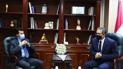 وزيرا السياحة والشباب يبحثان سبل ترويج النسخة الـ27 لبطولة العالم لكرة اليد للرجال 2021