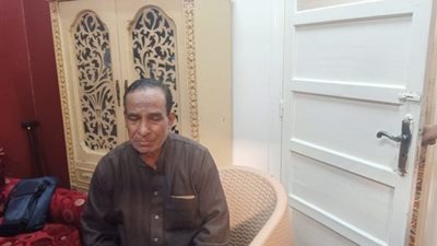 والد الطبيب المتوفى على يد مختل عقلي في القليوبية يناشد شيخ الأزهر بالتدخل