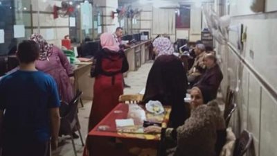 رغم التحذيرات من كورونا.. مكتب تلقي طلبات التصالح بطوخ بلا إجراءات احترازية (صور)
