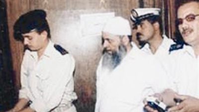 اشترك مع صافيناز فى إحدى التهم.. “فيش وتشبيه” السيد السويركي مالك محلات التوحيد والنور