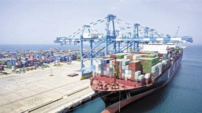 نشاط في حركة نشاط السفن بميناء الإسكندرية