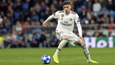 صحف إسبانية تكشف موقف “فالفيردي” من المشاركة أمام مونشنجلادباخ