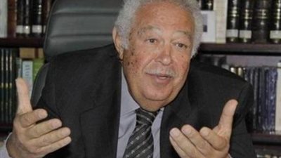 “كسر القفل ودخل”.. تفاصيل خناقة رجائي عطية داخل اتحاد المحامين العرب