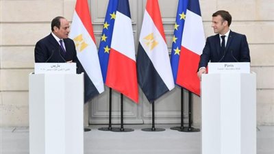 رئاسة الجمهورية تكشف التفاصيل الكاملة للقاء السيسي وماكرون