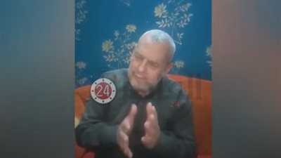 فيديو جديد لـ”عم صبري” يُلقي أموال على المواطنيين بالشارع (فيديو)