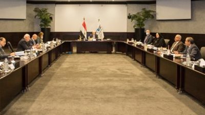 “اقتصادية القناة” يوافق على ضوابط تخزين السيارات المستعملة ولوائح العمل الداخلية