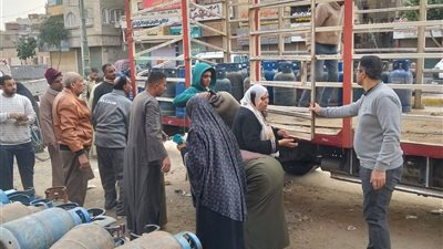 تحرير 354 مخالفة تموينية وضبط سلع فاسدة ومجهولة المصدر خلال حملات مكثفة بسوهاج