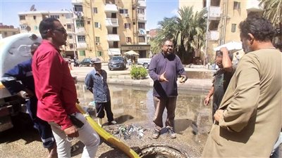 محافظ أسوان يكلف نائبه بالإشراف على إصلاح الكسر بخط طرد العقاد