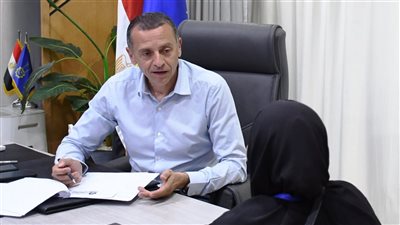 محافظ أسوان يصدر توجيهات عاجلة لتلبية مطالب المواطنين وتعزيز الحماية الاجتماعية لهم