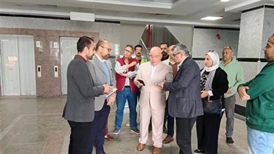 مساعد وزير الصحة يتفقد مستشفى العبور بالقليوبية لتسريع دخوله الخدمة ورفع كفاءة المنظومة الصحية