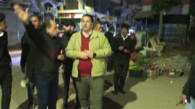 مفيش حد فوق القانون.. رئيس مدينة كفر الزيات يقود حملة مكبرة لضبط مواعيد غلق المحال التجارية بالغربية