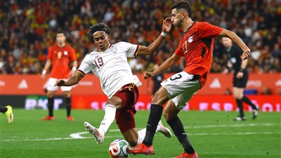 المباراة أقيمت على ملعبه.. نادي إسبانيول يدين العنصرية في ودية مصر وإسبانيا ويرفض اتهام جماهيره بالتسبب فيها