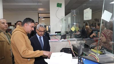 محافظ بني سويف يتدخل لحل عطل مفاجئ بمركز بني عدي ويوجه بسرعة عودة الخدمة