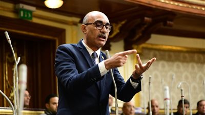 وكيل قوى عاملة النواب: يحق للمواطن التصالح على شقته منفردة حتى لو كان البرج بأكمله مخالفًا