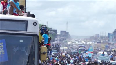 رفقة ماييلي وديسابر.. جماهير الكونغو الديمقراطية تحتفل بالتأهل التاريخي لمونديال 2026| صور