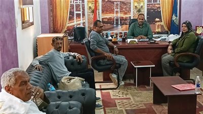 بتوجيهات من المحافظ.. لقاءات جماهيرية لرؤساء المراكز للتعرف على مطالب واحتياجات المواطنين بأسوان