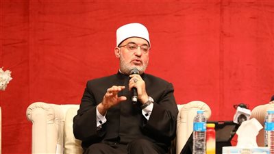 المفتي يوجه رسالة للشباب: تمسكوا بلغتكم العربية لأن التفريط فيها يؤدي إلى الشعور بالدونية