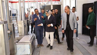  محافظ الوادى الجديد تتفقد المجزر نصف الآلى في مدينة الخارجة